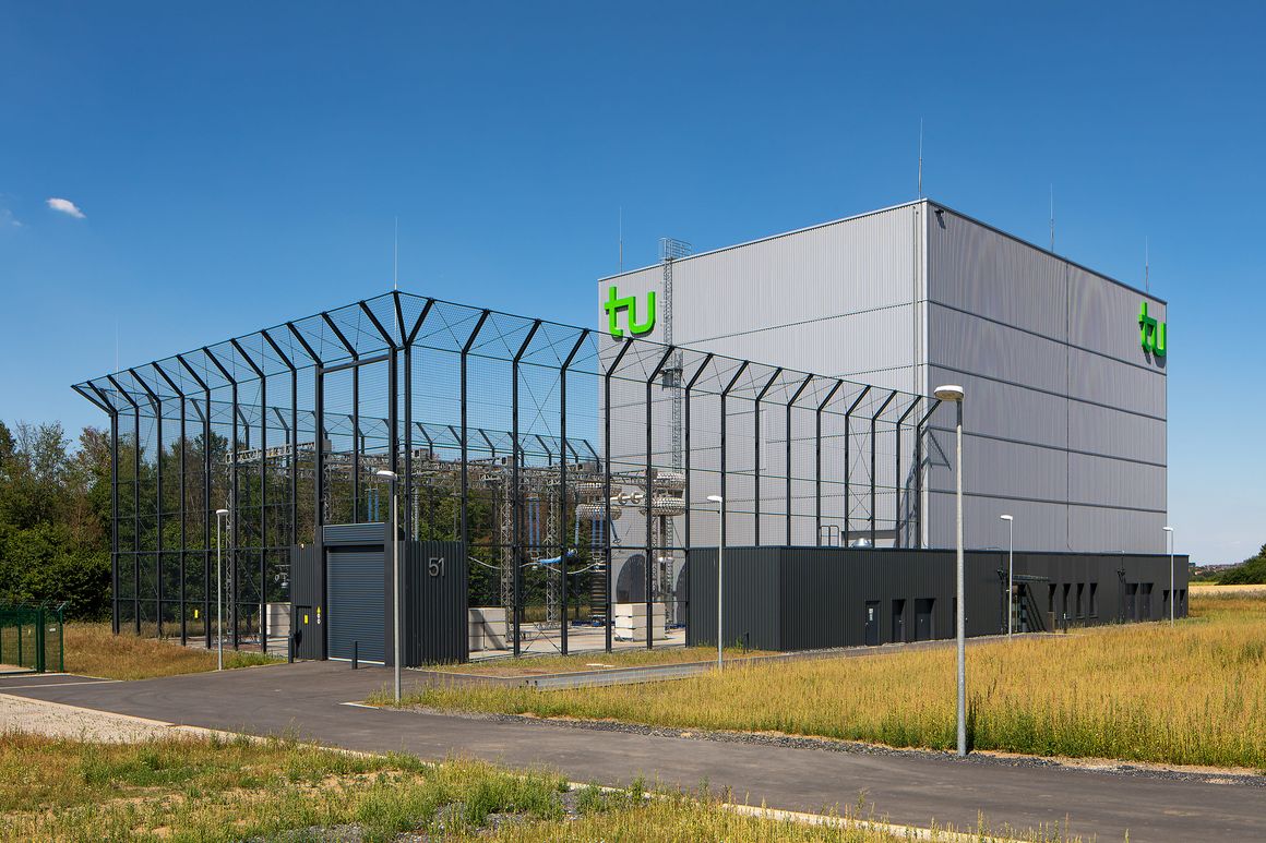 E+S Referenzen: HGÜ-Testzentrum der TU Dortmund