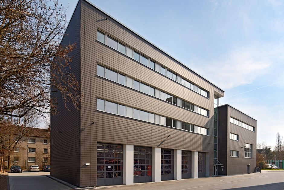 Feuerwache-Aachen, Nordrhein-Westfalen- Außenansicht der Feuerwache 
